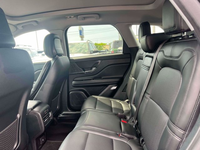 Used 2020 Lincoln Corsair AWD w/ Premium Package image 16