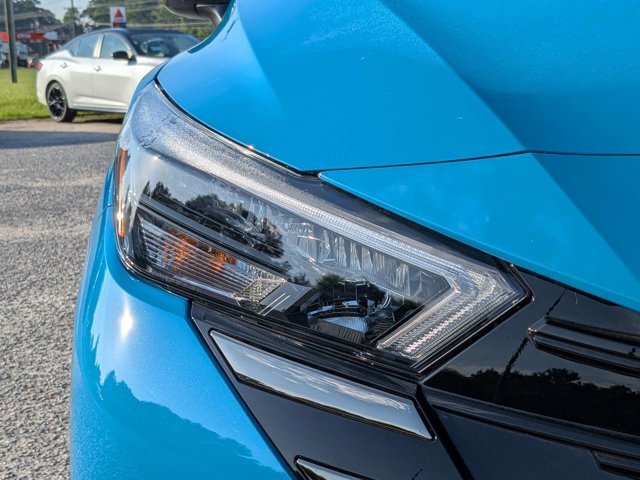 New 2025 Nissan Versa SR w/ Trunk Package image 10