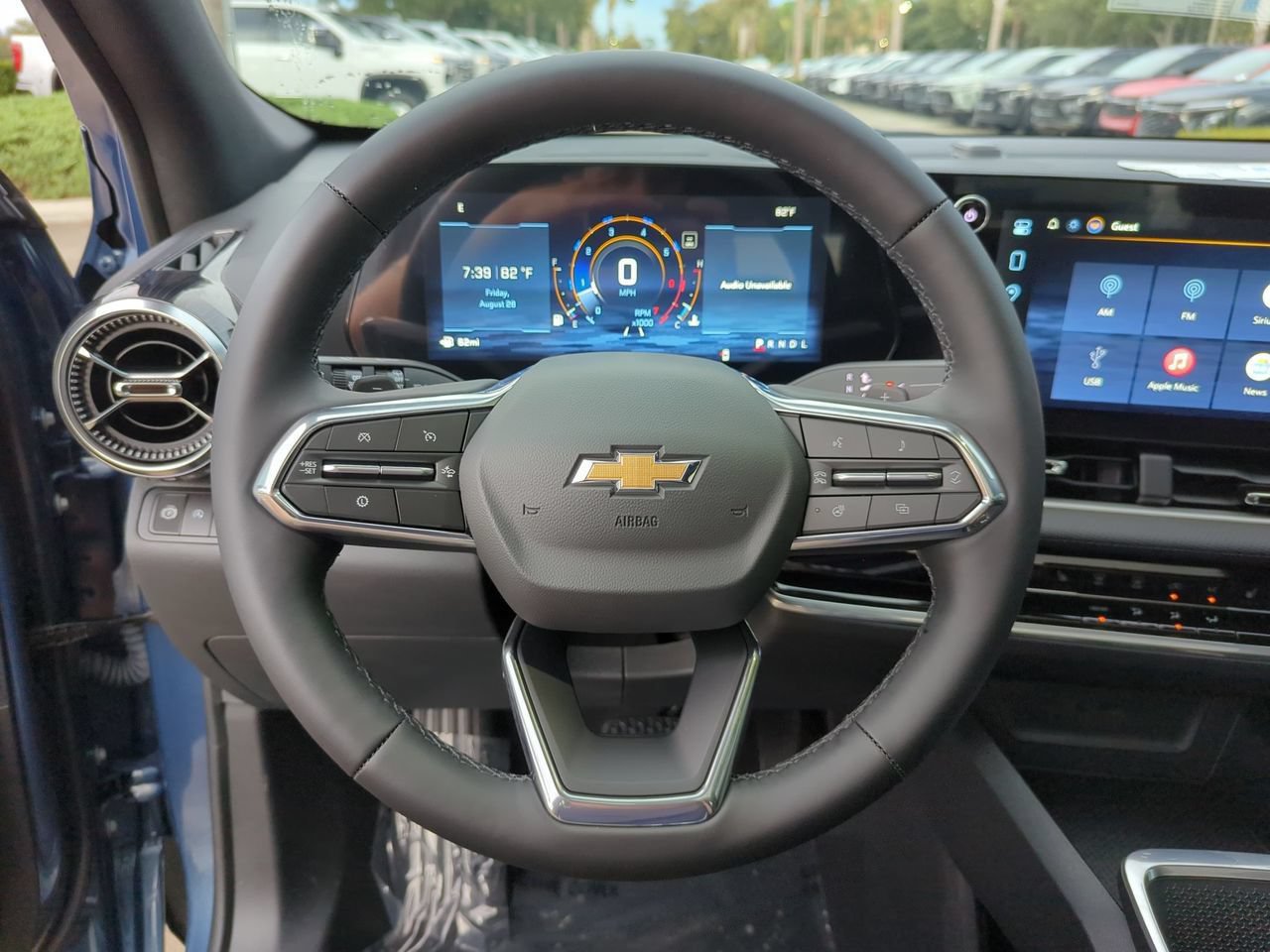 New 2027 Chevrolet Equinox LT FWD image 9