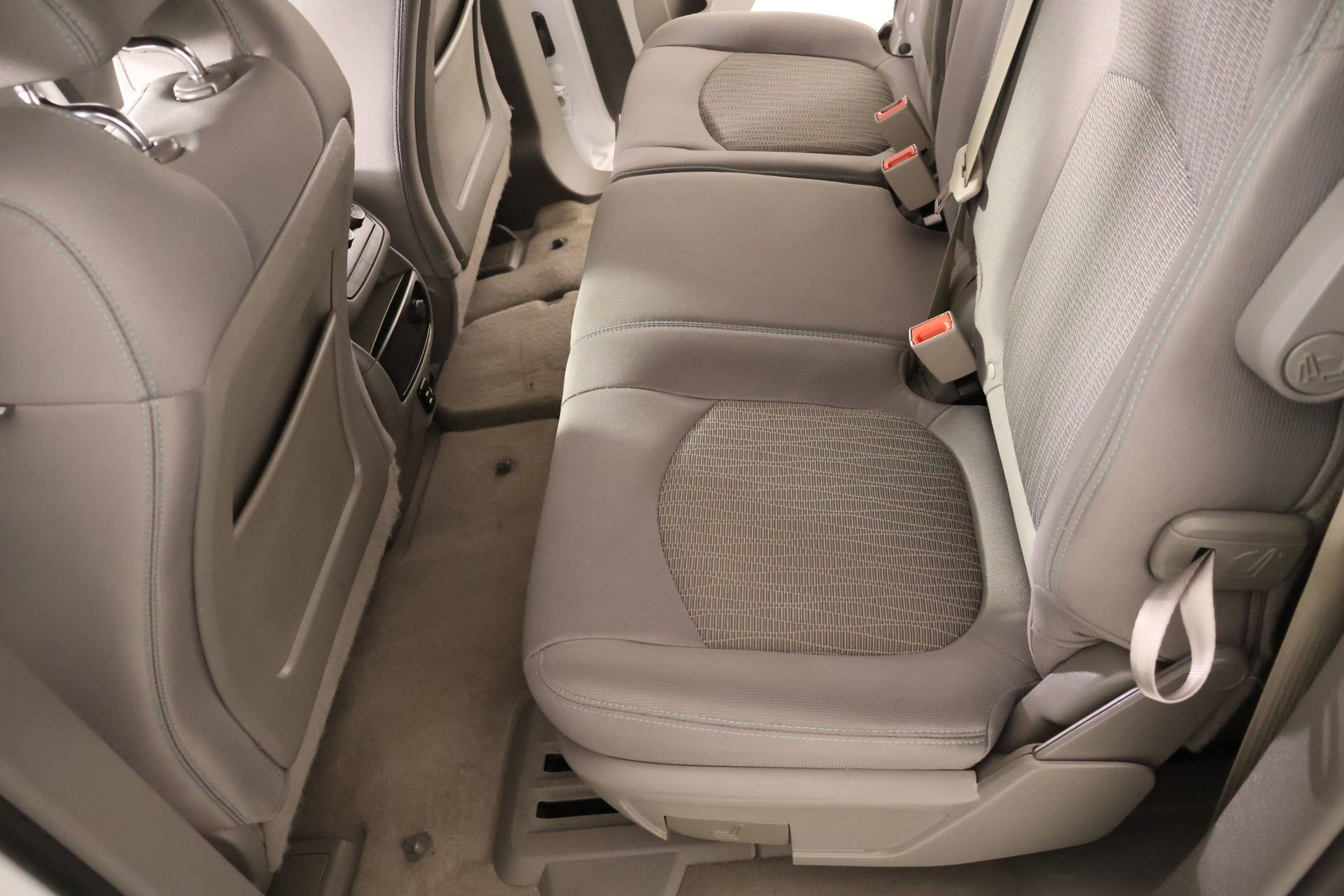 Used 2017 Chevrolet Traverse LS FWD image 11