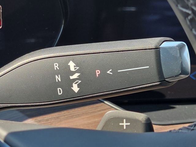 New 2025 Chevrolet Suburban Z71 w/ Z71 Off-Road Package image 16