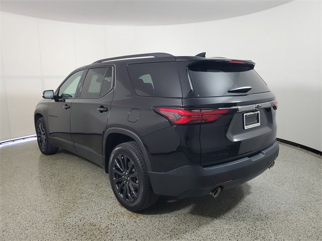 Used 2022 Chevrolet Traverse RS image 3