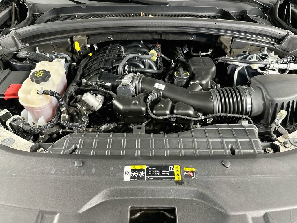 Certified 2024 Jeep Grand Cherokee Limited AWD/4WD image 40