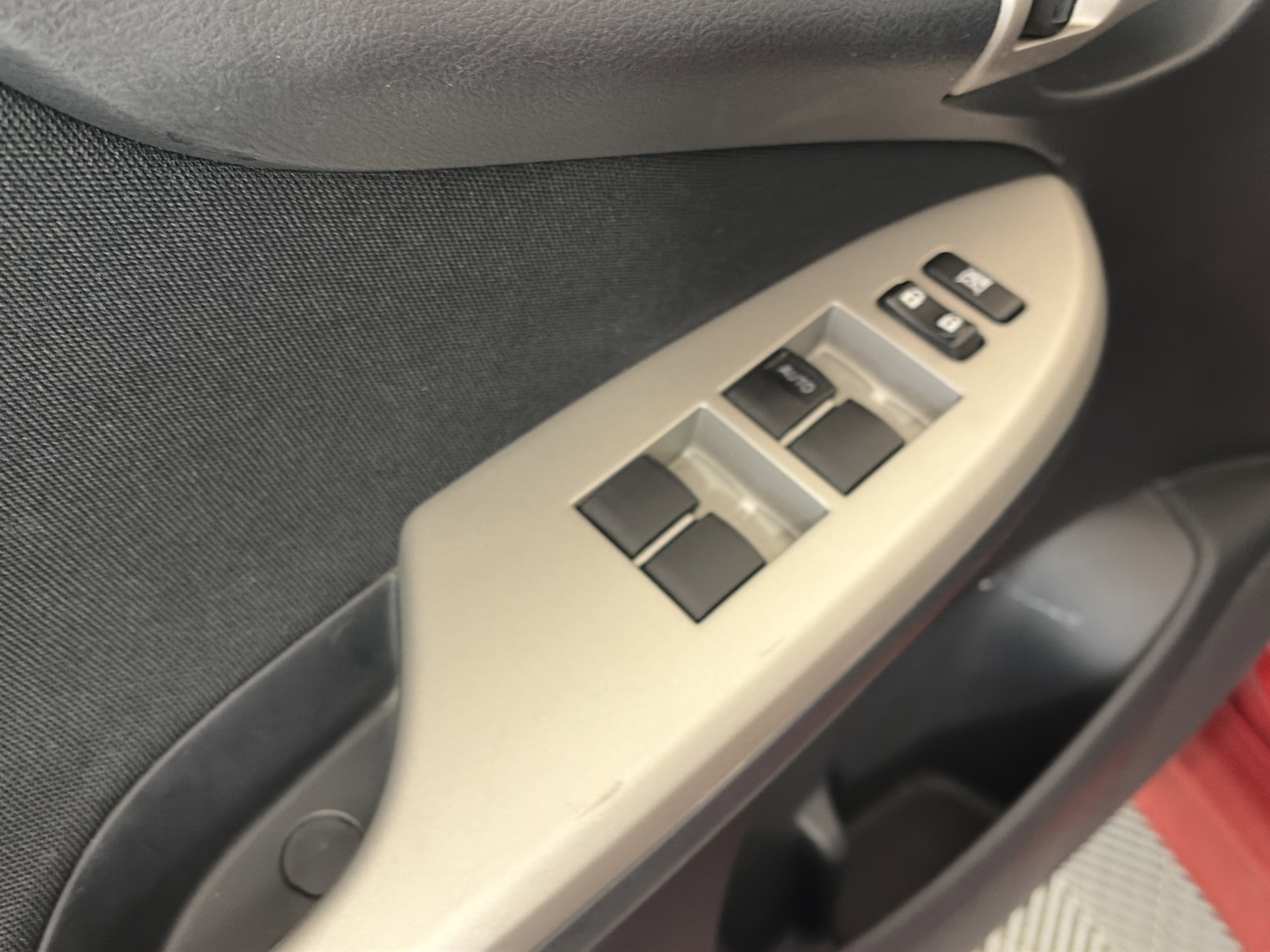 Used 2009 Toyota Corolla XRS image 14
