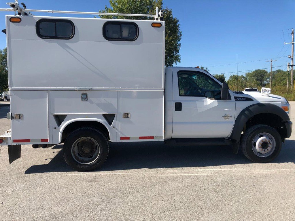 Used 2014 Ford F550 2WD Regular Cab Super Duty image 8