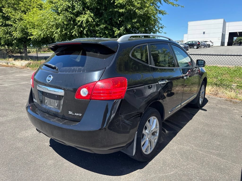 Used 2013 Nissan Rogue SL AWD/4WD image 6