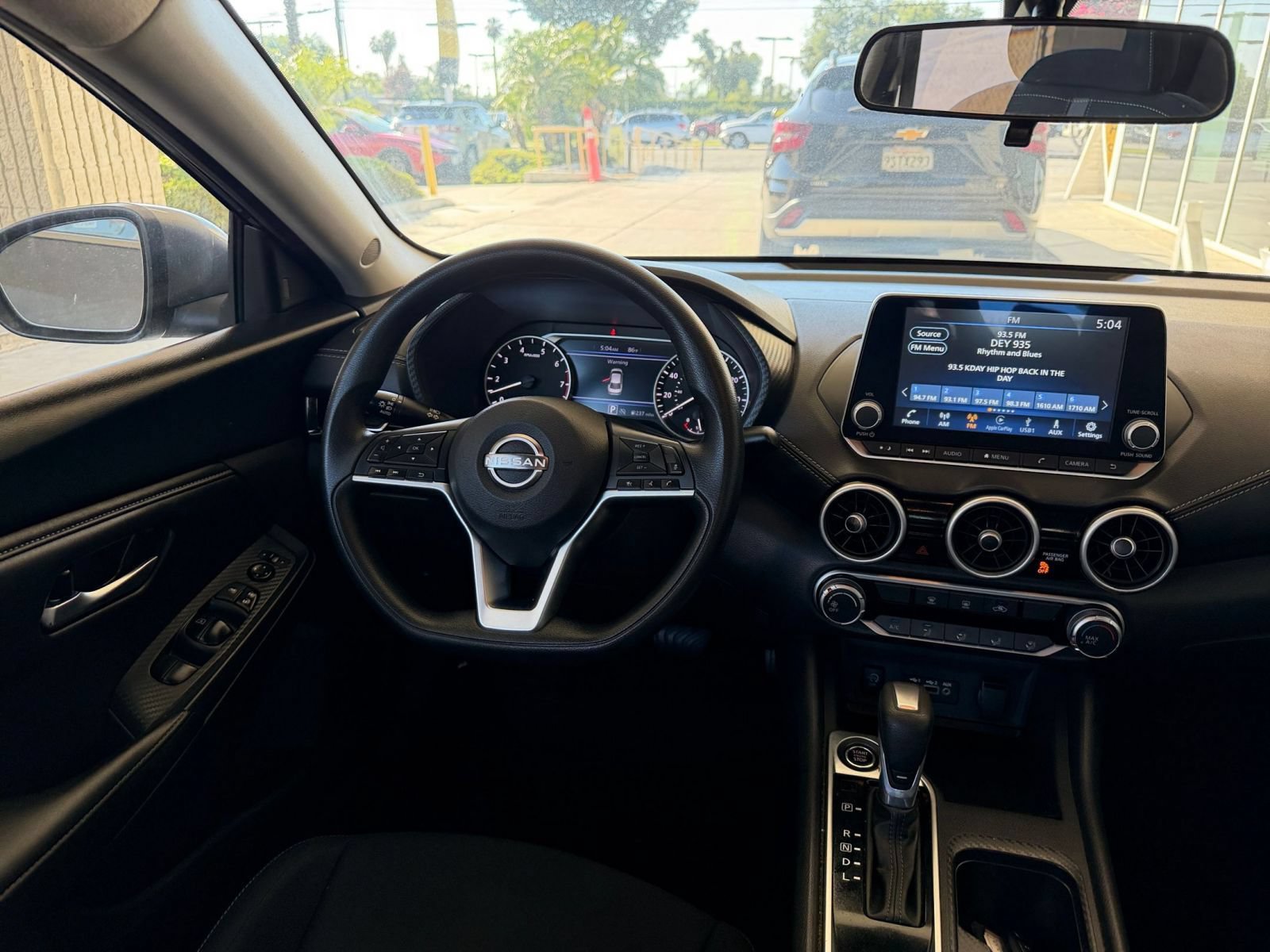 Used 2025 Nissan Sentra SV FWD image 33