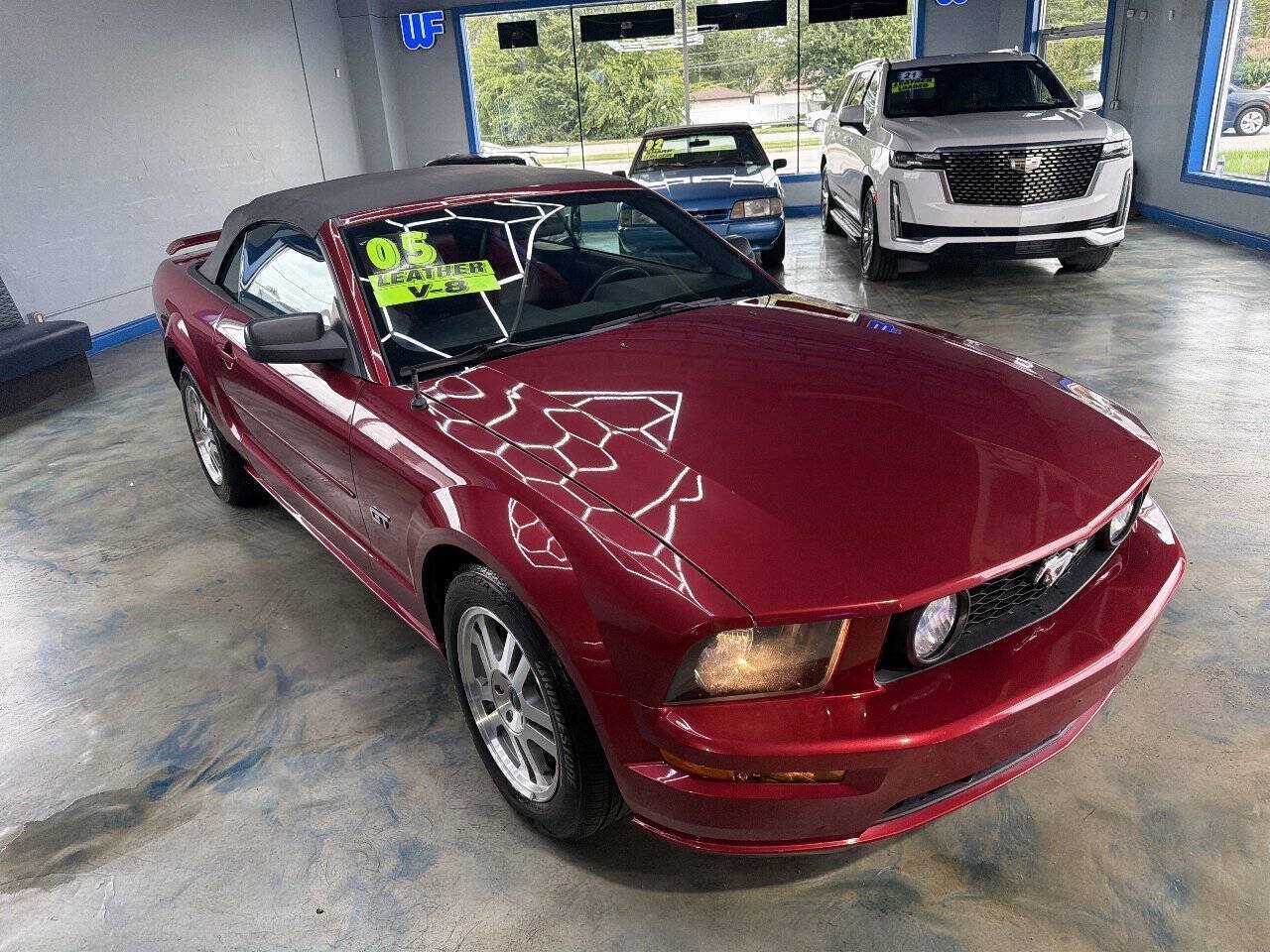 Used 2005 Ford Mustang GT Premium RWD image 8