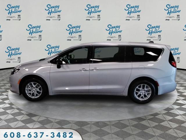 New 2026 Chrysler Voyager LX image 8