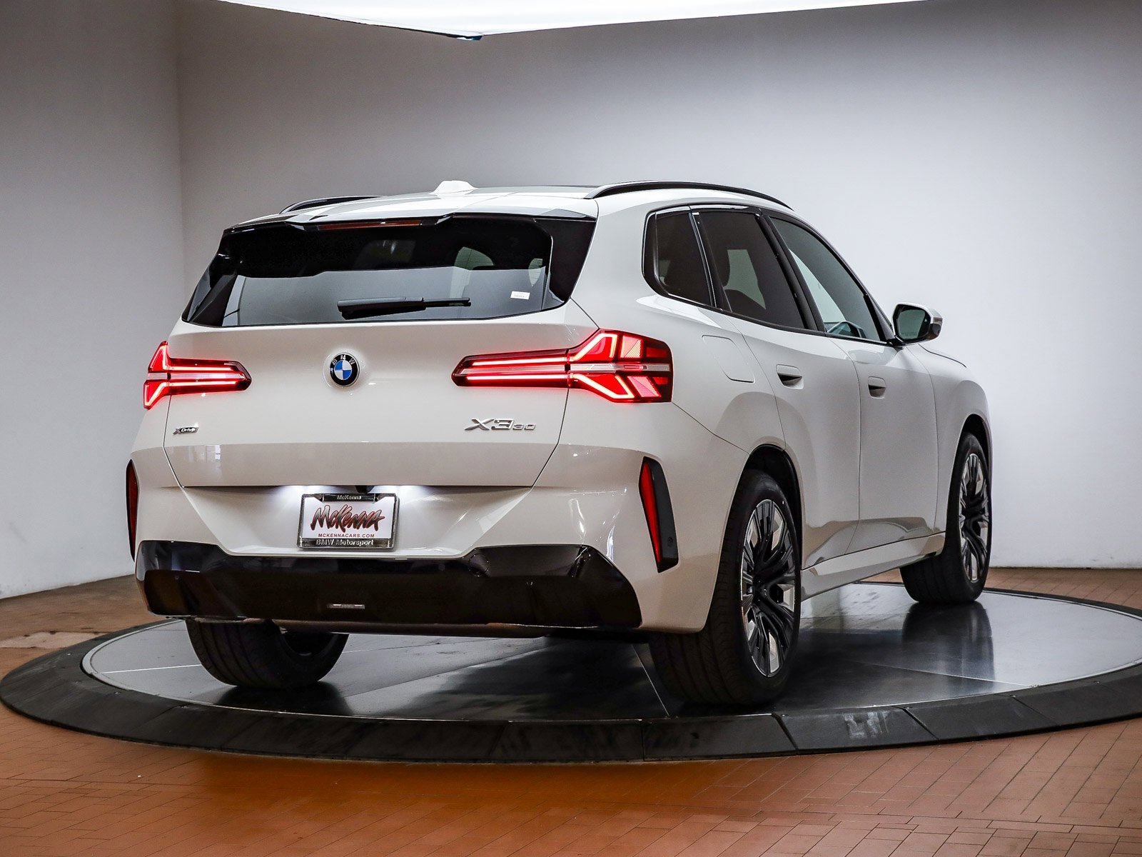 New 2026 BMW X3 xDrive30 w/ Premium Package image 7