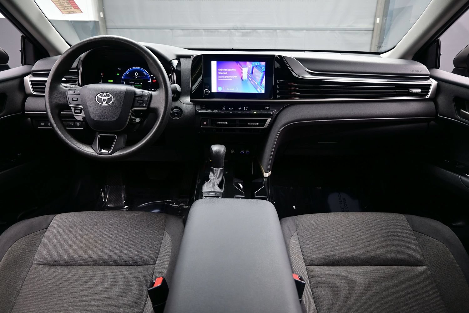 Used 2025 Toyota Camry LE FWD image 16