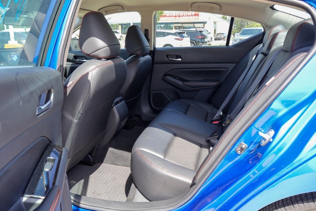 Used 2025 Nissan Altima 2.5 SR image 9