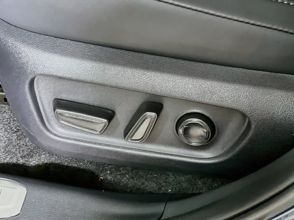 New 2026 Toyota RAV4 Limited AWD/4WD image 13