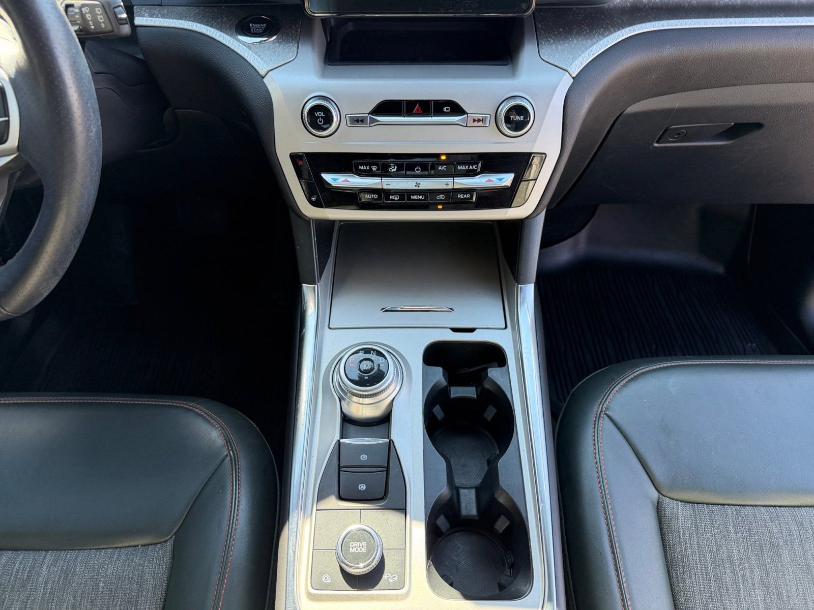 Used 2023 Ford Explorer Timberline image 11