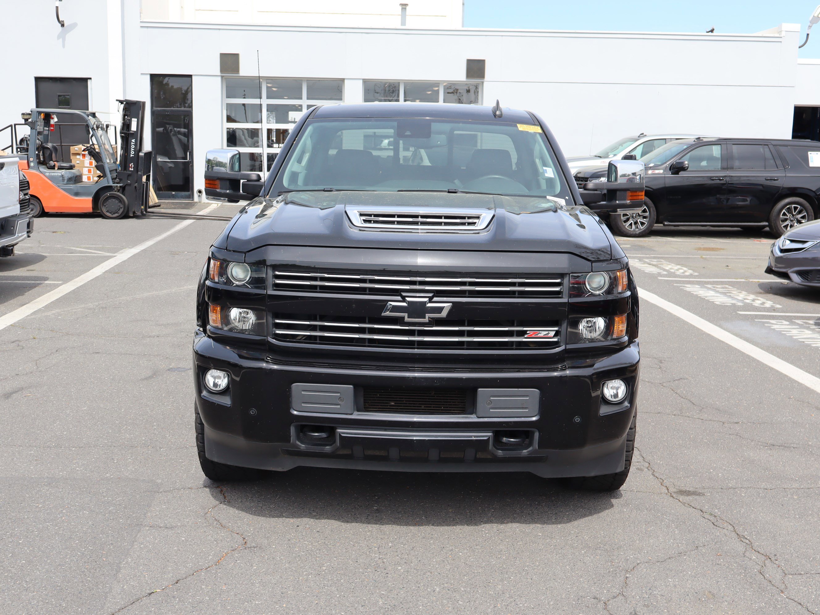 Used 2017 Chevrolet Silverado 2500 LTZ w/ Duramax Plus Package image 3