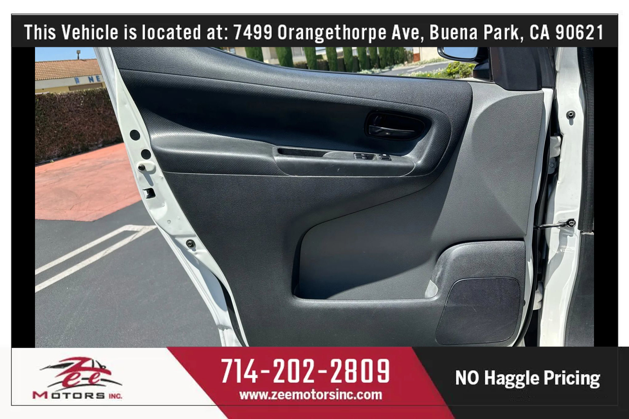 Used 2015 Nissan NV200 SV image 35