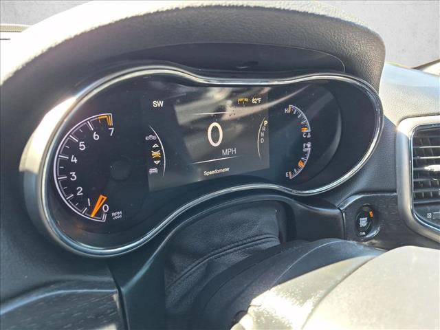 Used 2018 Jeep Grand Cherokee Limited AWD/4WD image 11
