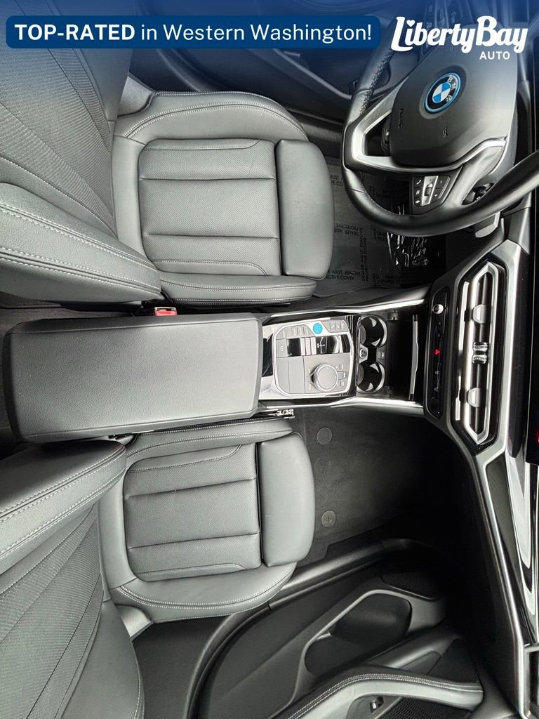 Used 2024 BMW i4 eDrive40 w/ Premium Package RWD image 17