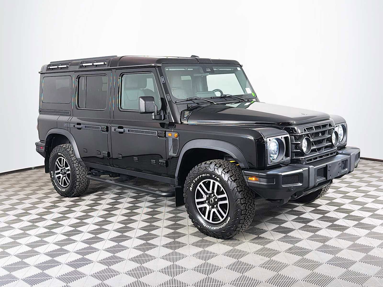 Used 2025 INEOS Grenadier AWD/4WD image 3
