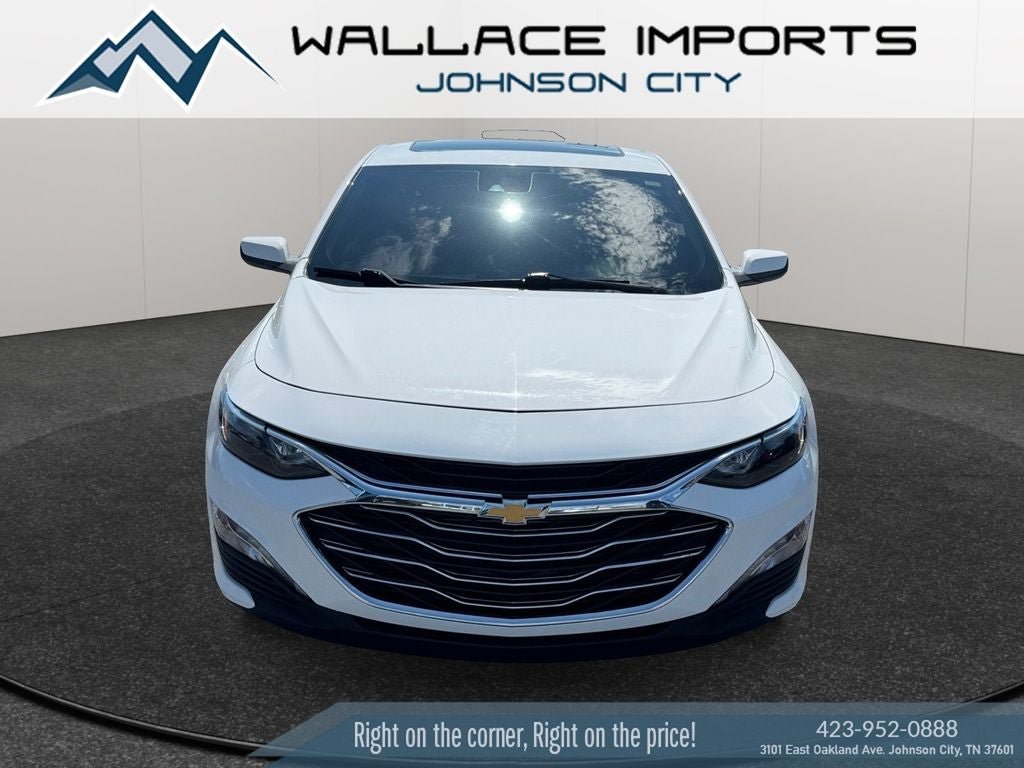 Used 2023 Chevrolet Malibu LT w/ Driver Confidence Package FWD image 8