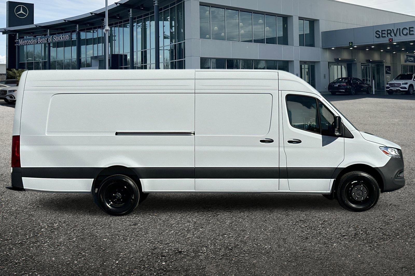 New 2025 Mercedes-Benz Sprinter 3500 image 3