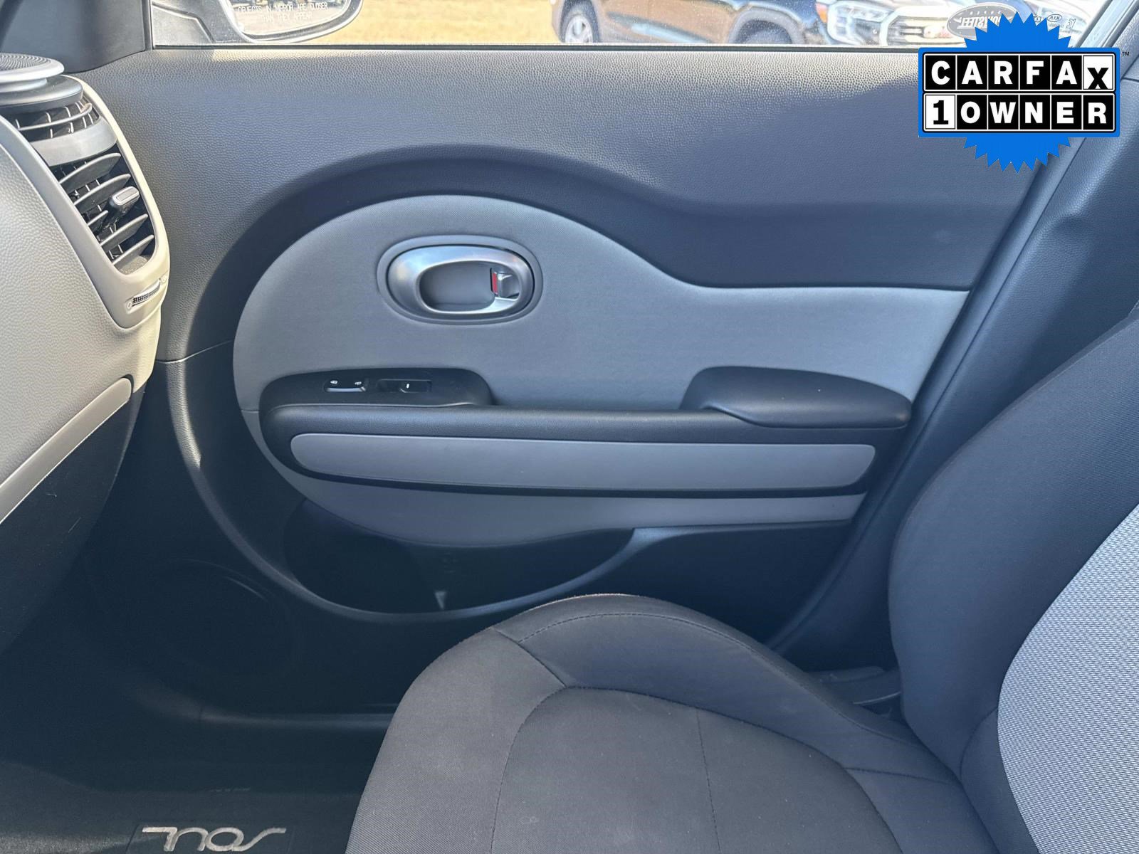 Used 2016 Kia Soul w/ Convenience Package image 24