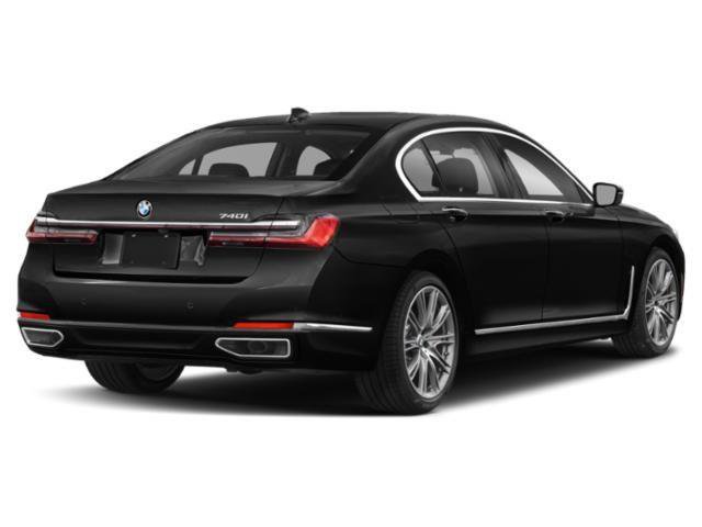 Used 2021 BMW 740i w/ M Sport Package image 5