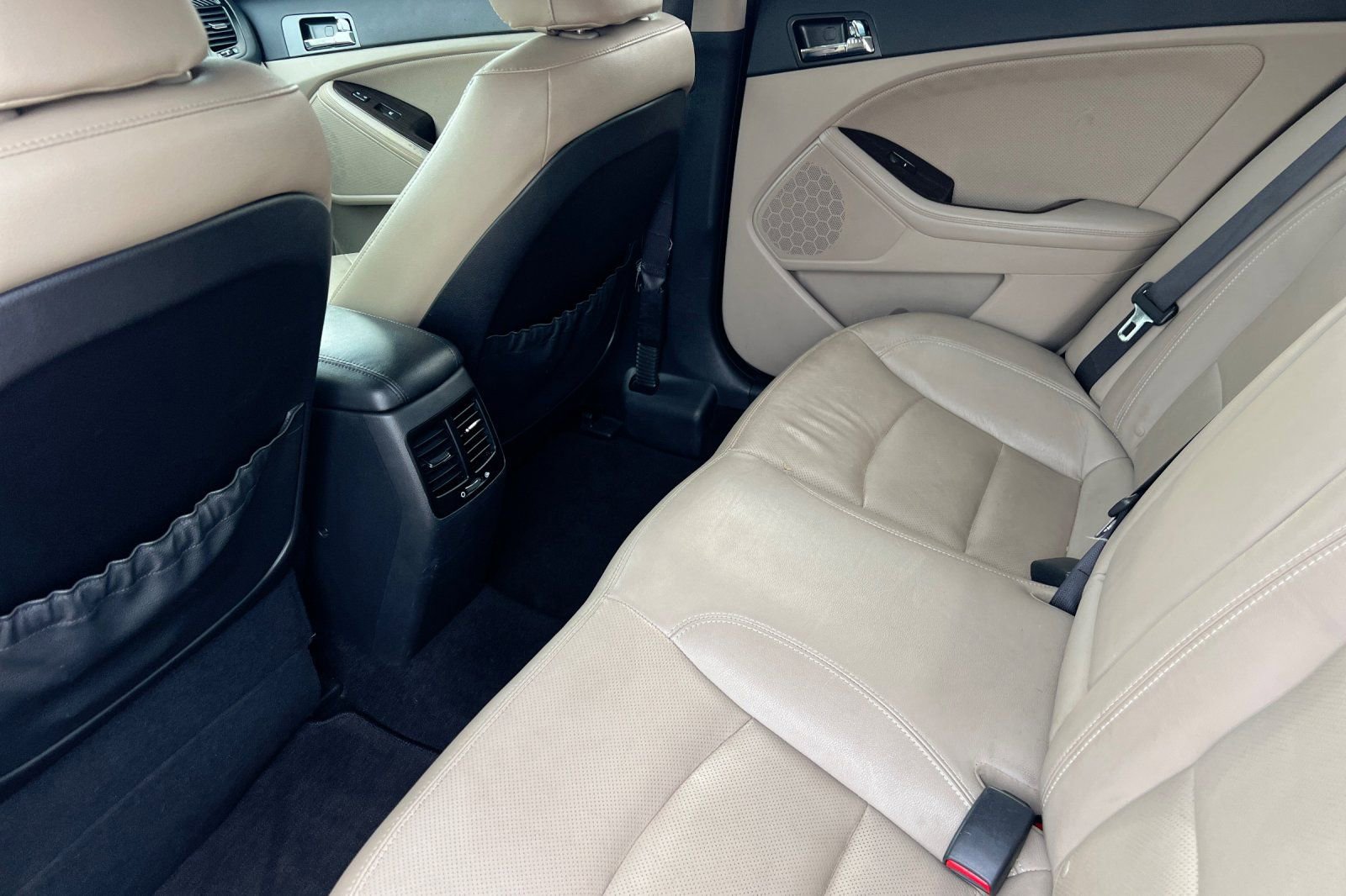 Used 2012 Kia Optima EX image 9