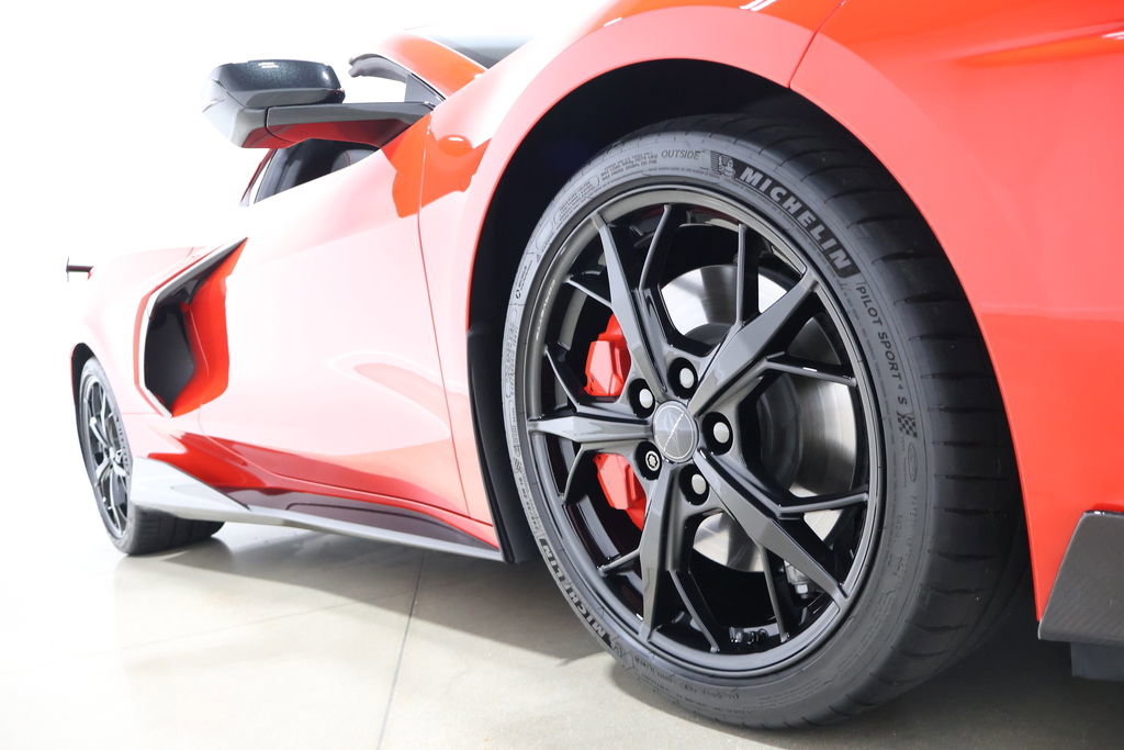 Used 2020 Chevrolet Corvette Stingray Premium Cpe w/ 3LT Preferred Equipment Group image 30