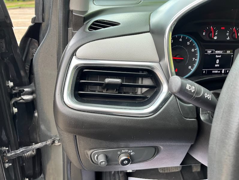 Used 2018 Chevrolet Equinox LS AWD/4WD image 11
