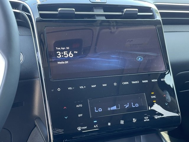 Used 2024 Hyundai Tucson Limited image 15