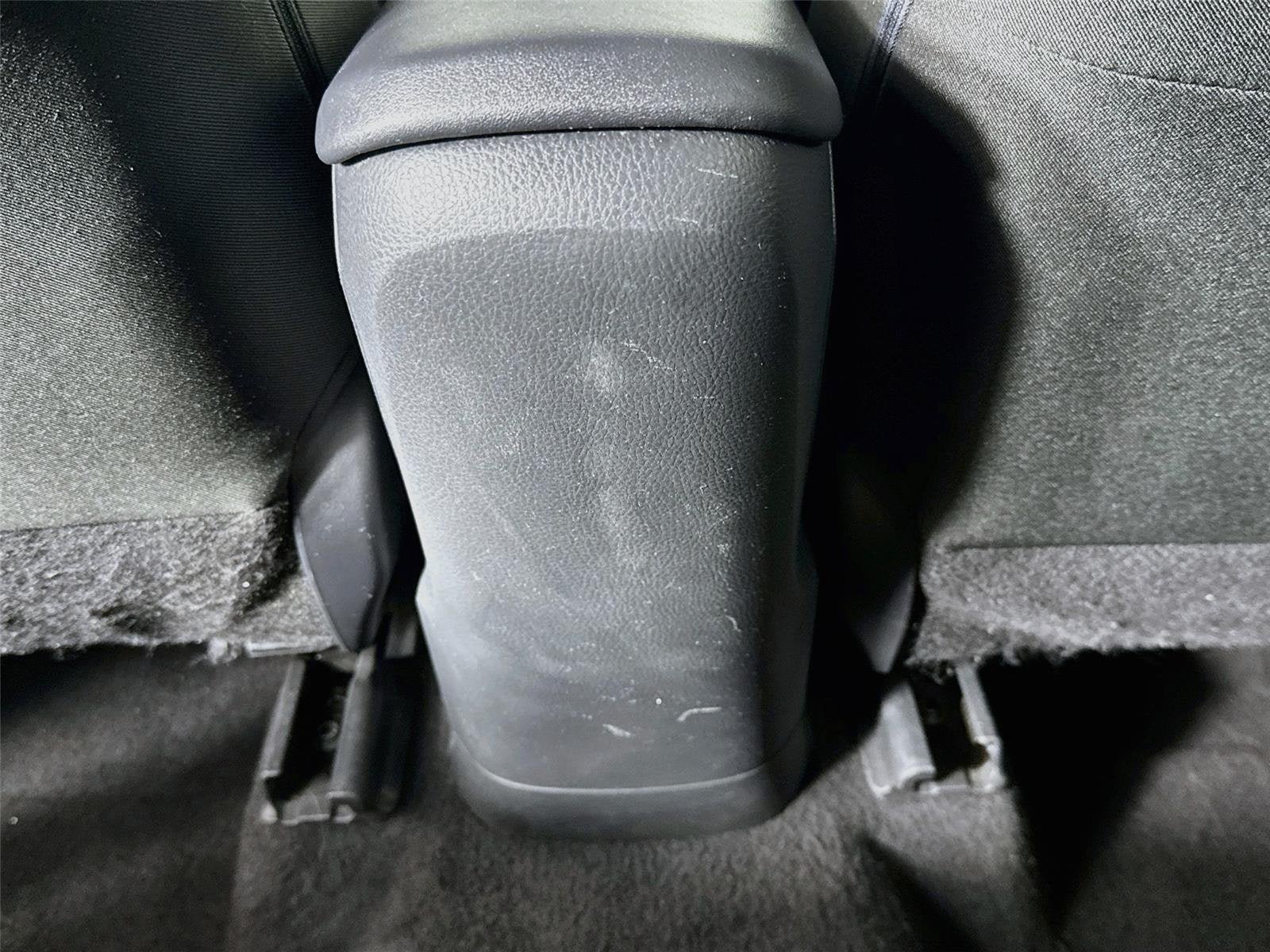 Used 2019 Toyota C-HR LE FWD image 24
