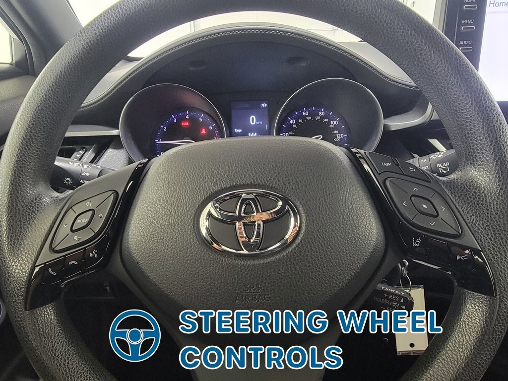 Used 2019 Toyota C-HR LE FWD image 18