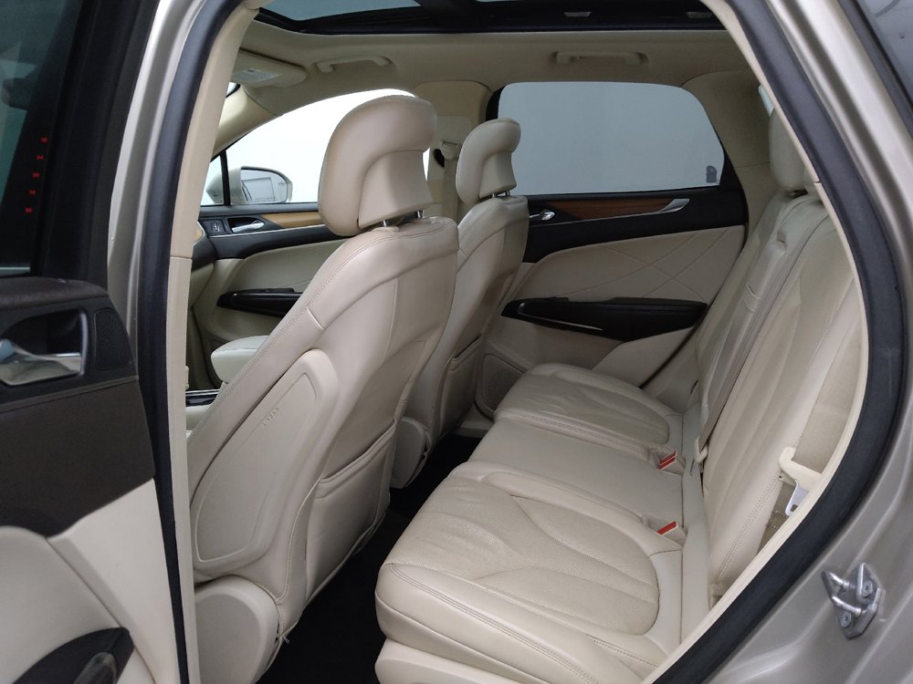 Used 2015 Lincoln MKC FWD w/ Equipment Group 102A Reserve image 18