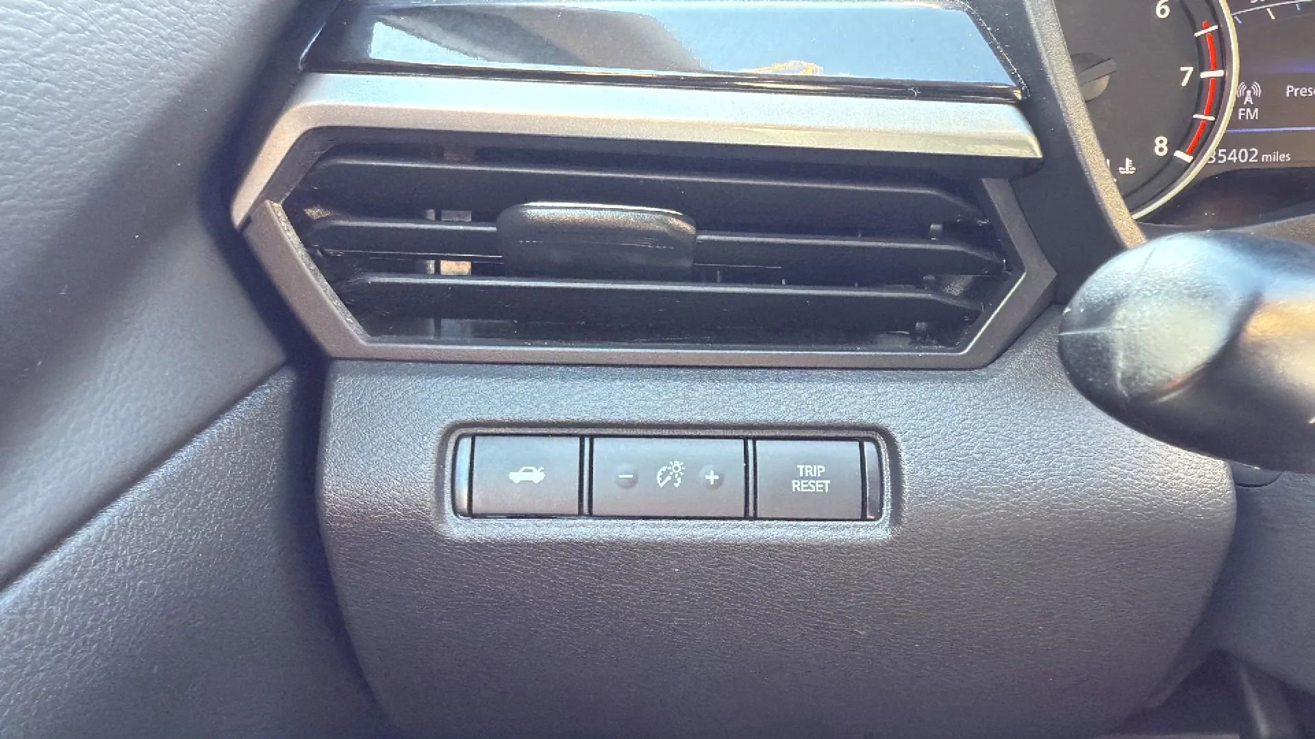 Used 2024 Nissan Altima 2.5 SR w/ SR Premium Package image 15