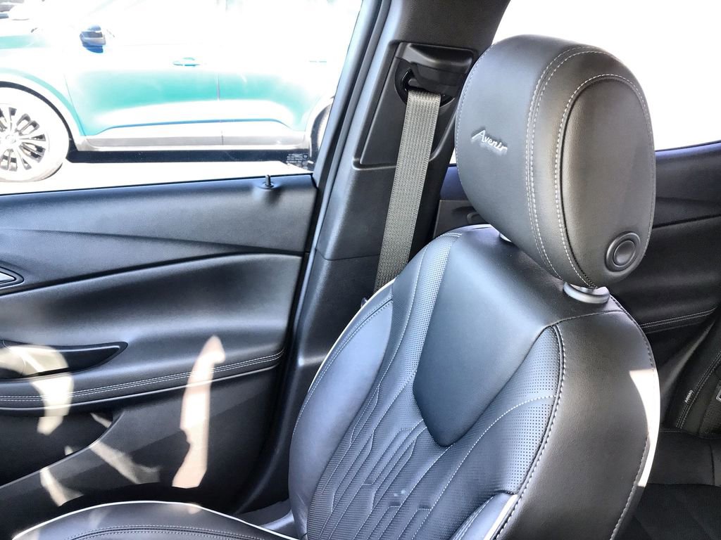 Used 2025 Buick Encore GX Avenir w/ Avenir Convenience Package image 22