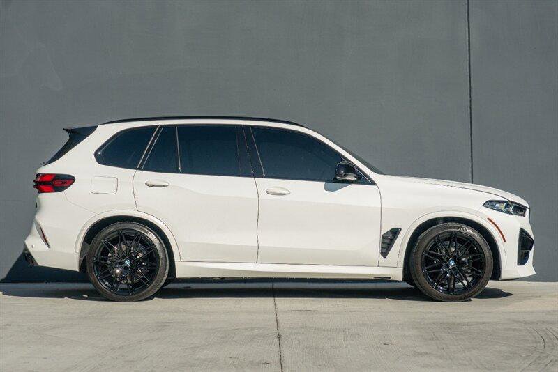 Used 2025 BMW X5 M Competition w/ Executive Package image 6