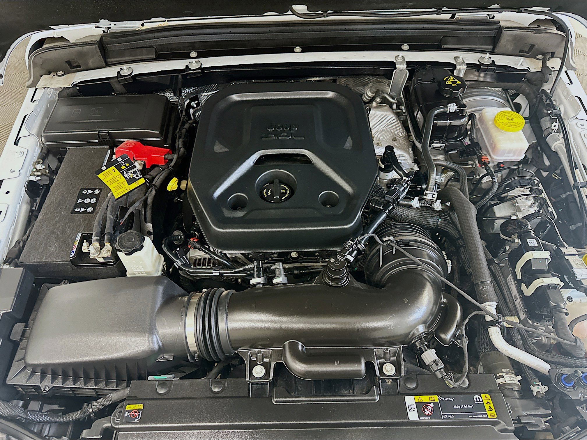Used 2025 Jeep Wrangler Sahara image 33