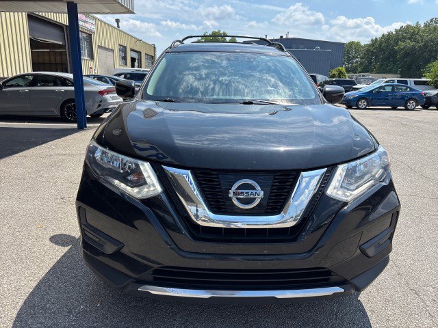 Used 2017 Nissan Rogue SV w/ Midnight Edition image 2