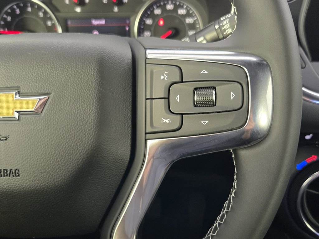 New 2026 Chevrolet Blazer LT w/ LPO, Black Grille Bar Package image 31