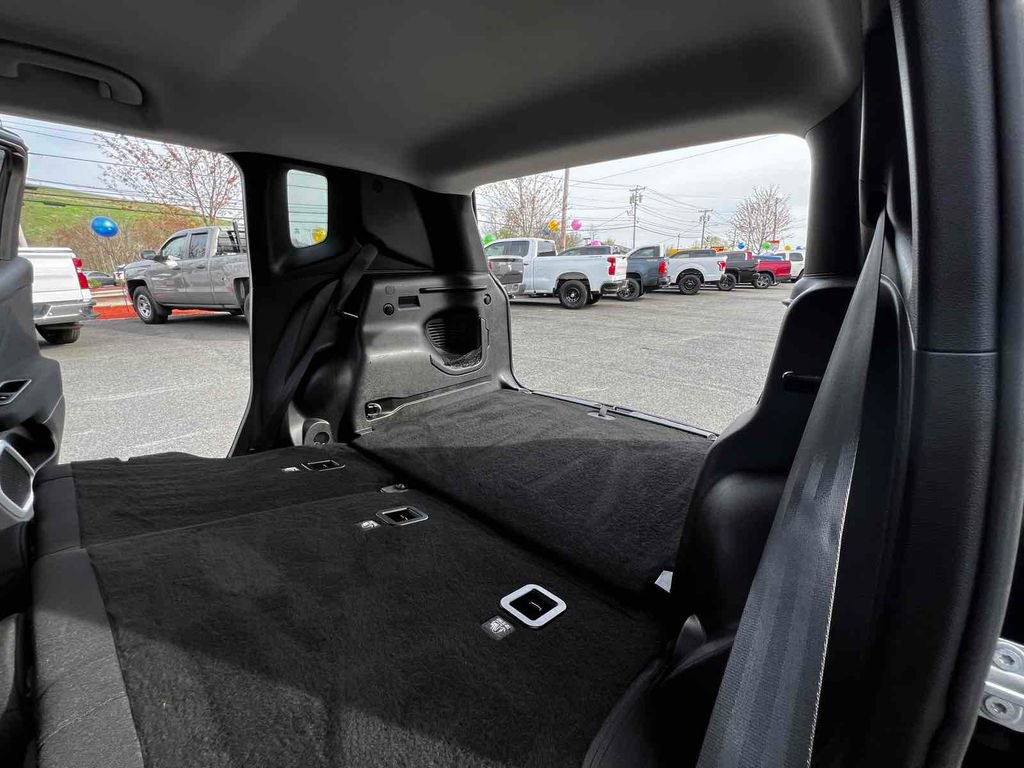 Used 2018 Jeep Renegade Latitude image 31