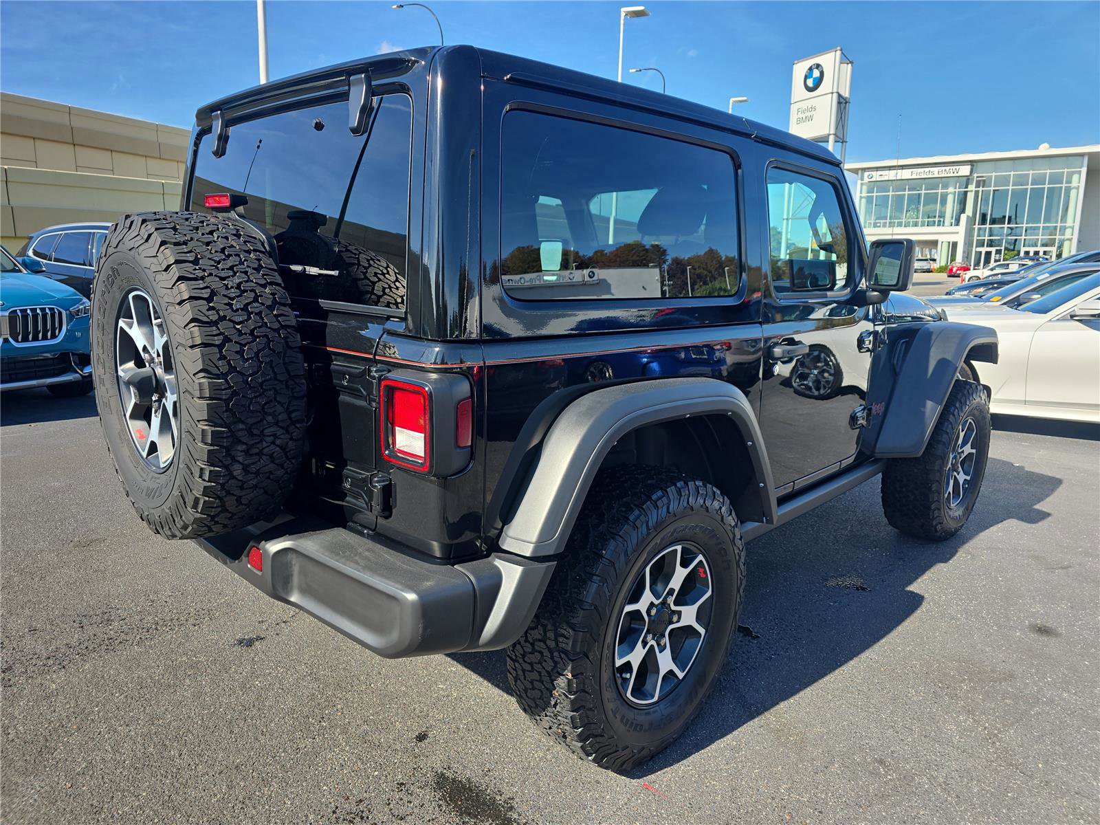 Used 2022 Jeep Wrangler Rubicon image 2