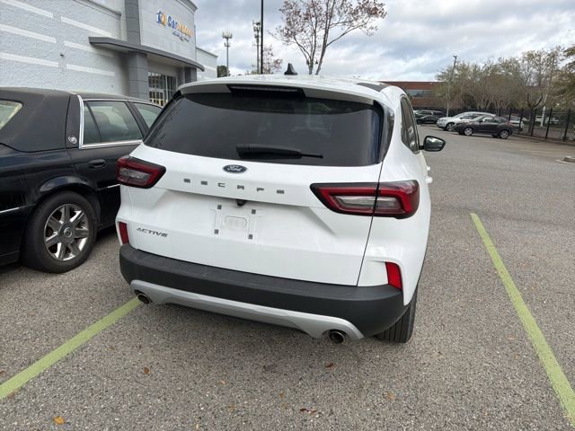 Used 2023 Ford Escape Active image 25