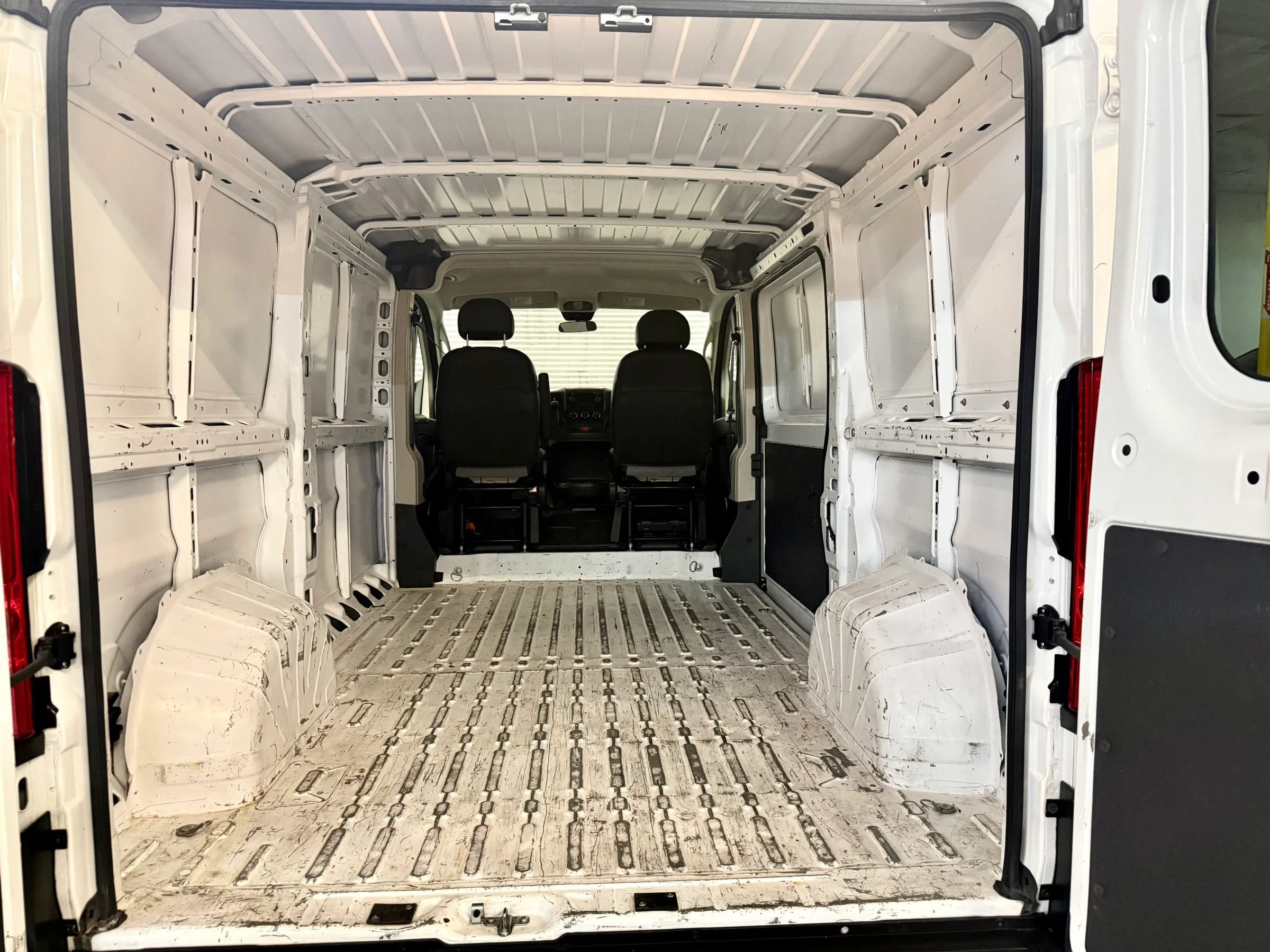 Used 2021 RAM ProMaster 1500 FWD image 11