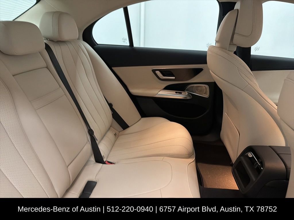 Used 2025 Mercedes-Benz E 450 4MATIC Sedan image 28