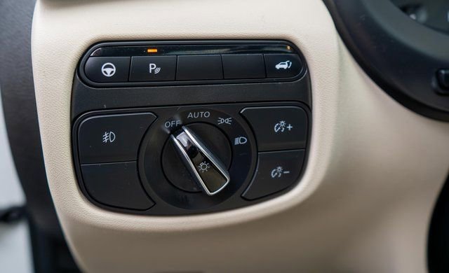 Used 2021 INFINITI QX50 Luxe w/ Cargo Package image 22