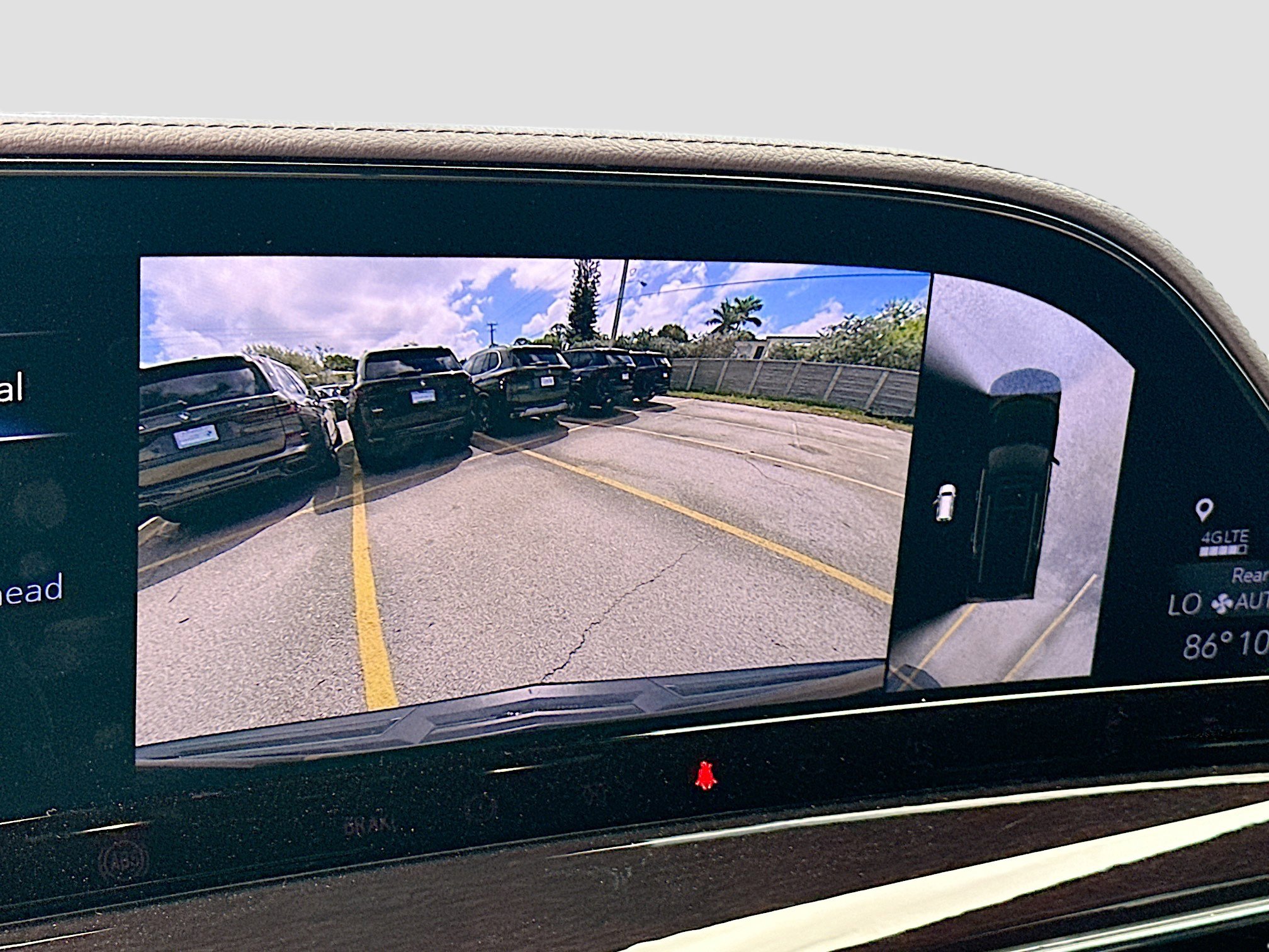 Used 2022 Cadillac Escalade ESV Sport Platinum w/ LPO, ONYX Package image 15