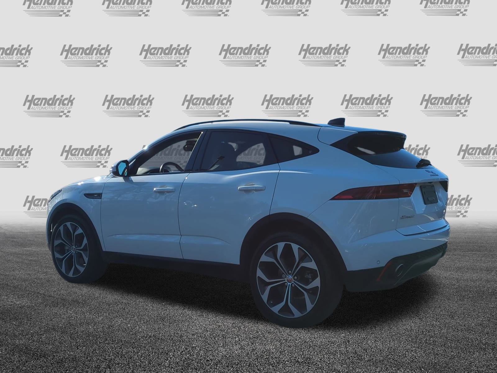 Used 2020 Jaguar E-PACE SE image 8