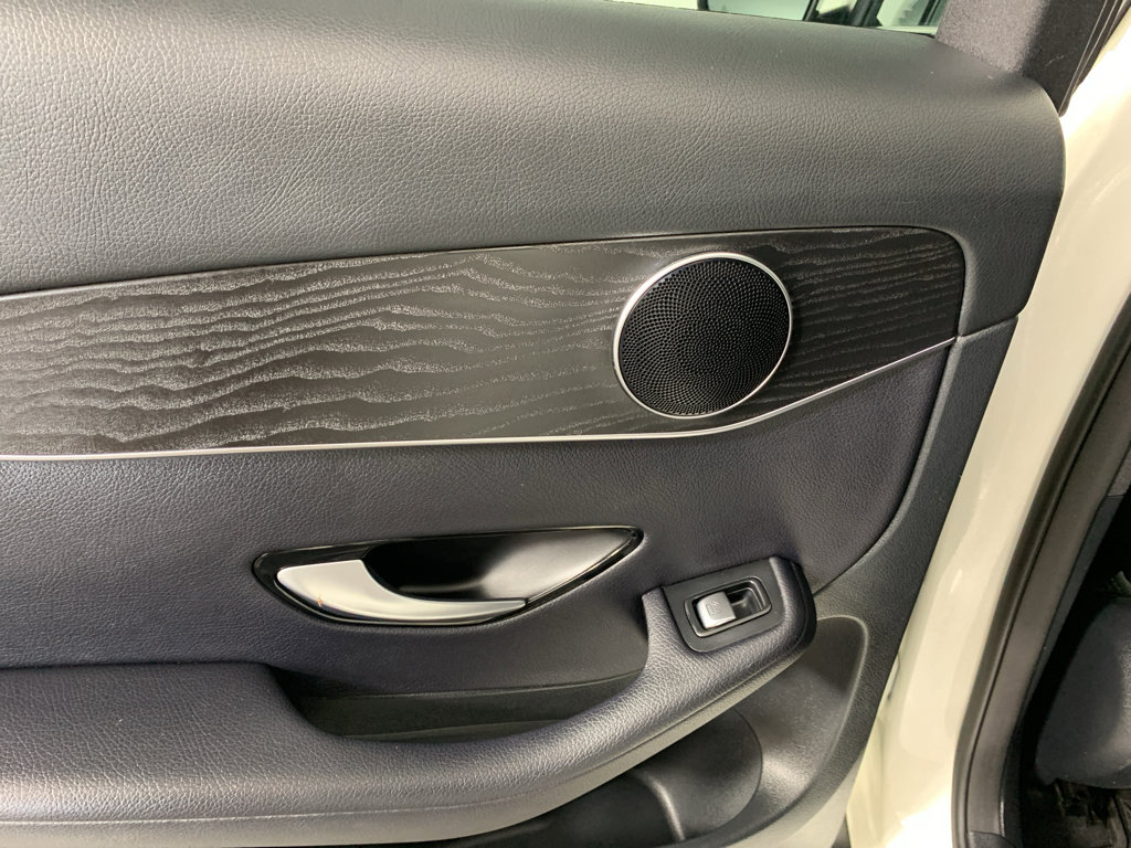 Used 2018 Mercedes-Benz GLC 300 image 33