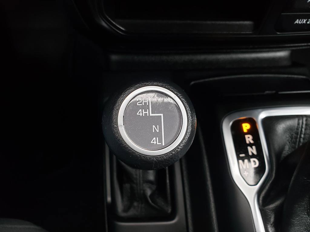 Used 2023 Jeep Wrangler Unlimited Sport image 16